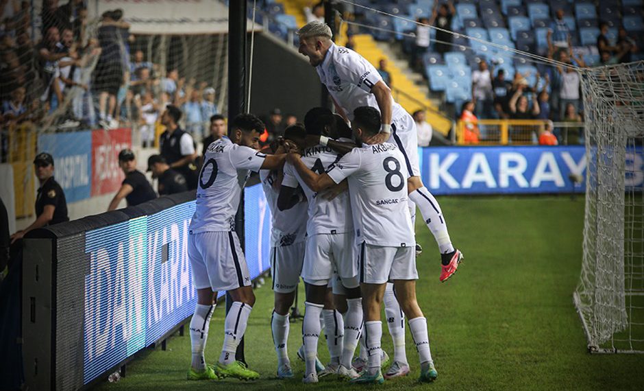 Adana Demirspor sahasında farklı kazandı