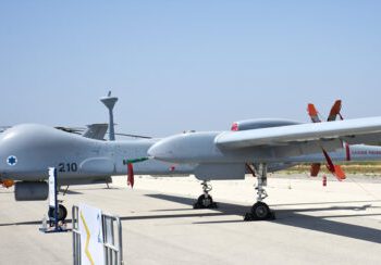 İHA sınırdan döndü