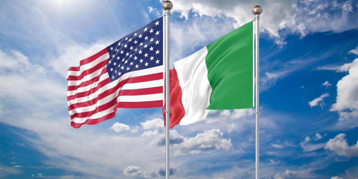 ABD, İtalya’dan çalınan 250’den fazla el imali antika eşyayı iade etti