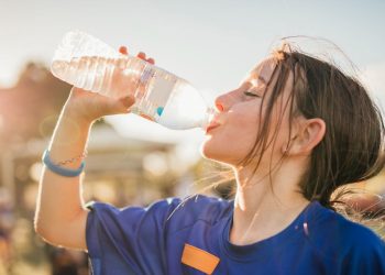 ABD’de bir bayan 20 dakika içinde 2 litre su içtikten sonra öldü