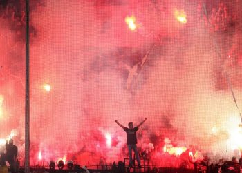 AEK-Dinamo Zagreb maçı öncesi ortalık karıştı: 1 meyyit 8 yaralı 100 gözaltı