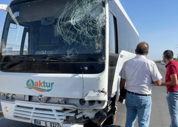 Aksaray’da personel servisleri çarpıştı: 13 yaralı