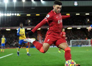 Alex Oxlade-Chamberlain, Beşiktaş için İstanbul’a geliyor