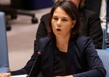 Almanya Dışişleri Bakanı Baerbock’un uçağında arıza: Pasifik ziyaretini iptal etti