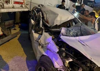 Araba TIR’a çarptı: 2 meyyit, 2 ağır yaralı