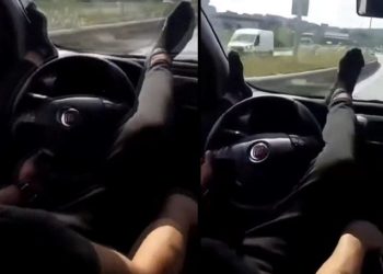 Ayaklarıyla araç kullanan şoförün ehliyetine el konuldu