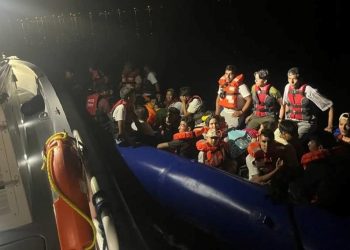 Ayvacık açıklarında 170 kaçak göçmen yakalandı