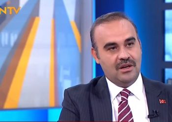 Bakan Kacır: Sarsıntı bölgesindeki KOBİ’ler için Dünya Bankası kredisine müracaatlar başlıyor