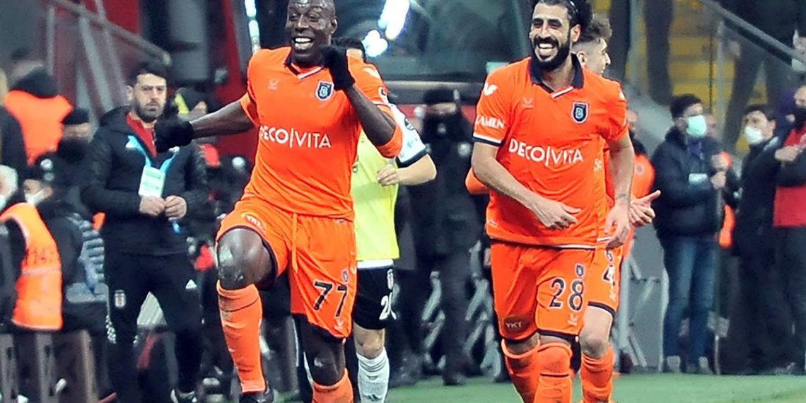 Başakşehir’de ayrılık: Stefano Okaka veda etti