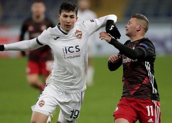 Beşiktaş Bakhtiyor Zaynutdinov için talimat değişikliğinden faydalanacak