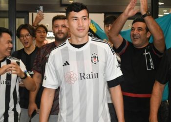 Beşiktaş, Bakhtiyor Zaynutdinov’u TFF’ye bildirdi