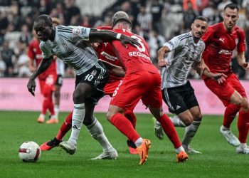 Beşiktaş: VAR kayıtları çabucak açıklansın