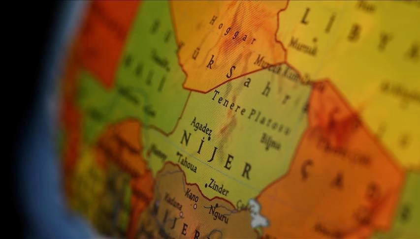 Burkina Faso ve Mali, Nijer’e savaş uçağı gönderdi