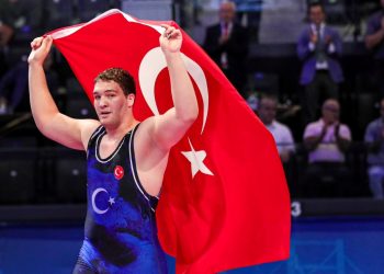 Cemal Yusuf Bakır, 110 kiloda dünya şampiyonu oldu