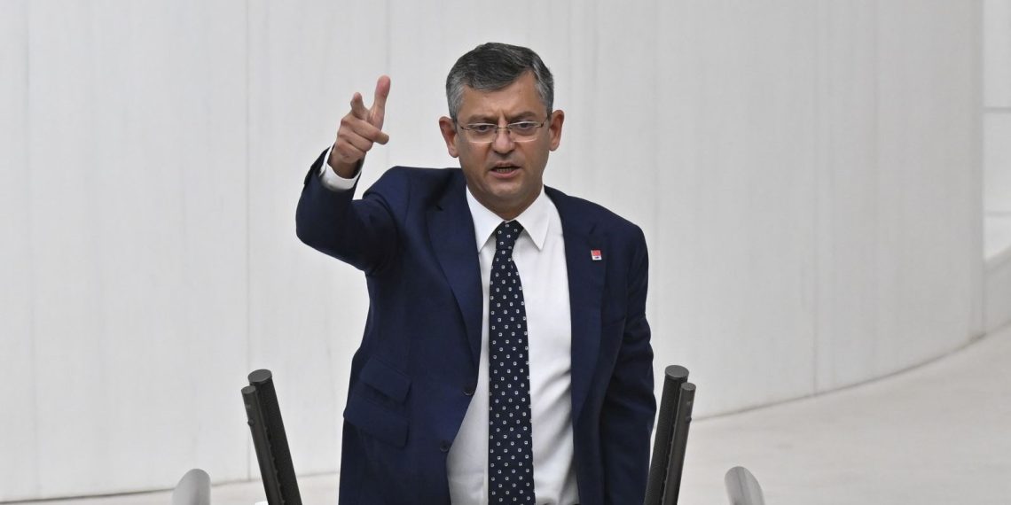 CHP’de değişim tartışması: Özgür Özel’den “Genel başkanlığa aday olacak mısınız?” sorusuna karşılık