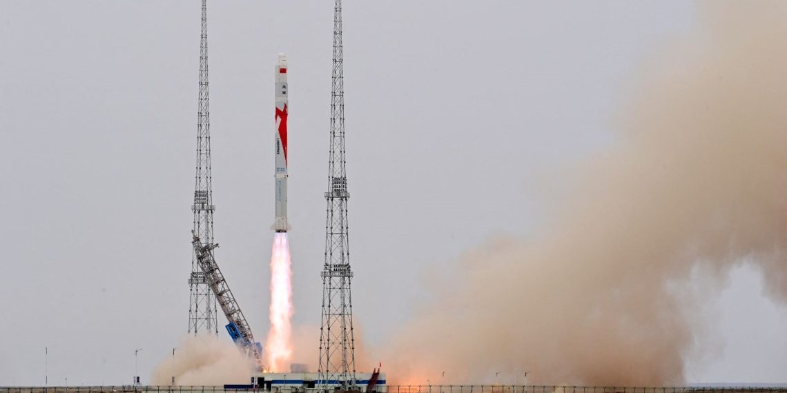 Çin, “Fıngyün-3” meteoroloji uydusunu fırlattı