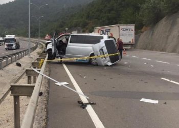 Düğün dönüşü feci kaza: 1 meyyit 3’ü ağır 14 yaralı