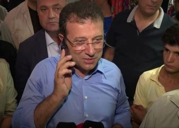 Ekrem İmamoğlu’ndan Tunceli ziyareti | Gazetecilerin önünde Kılıçdaroğlu ile telefonda konuştu