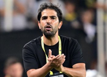 Erdal Güneş: Hakemle maç sonu ortalarında geçen konuşmayı anlattı