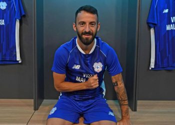 Erol Bulut Trabzonspor’un yıldızını aldı: Manolis Siopis Cardiff City’de