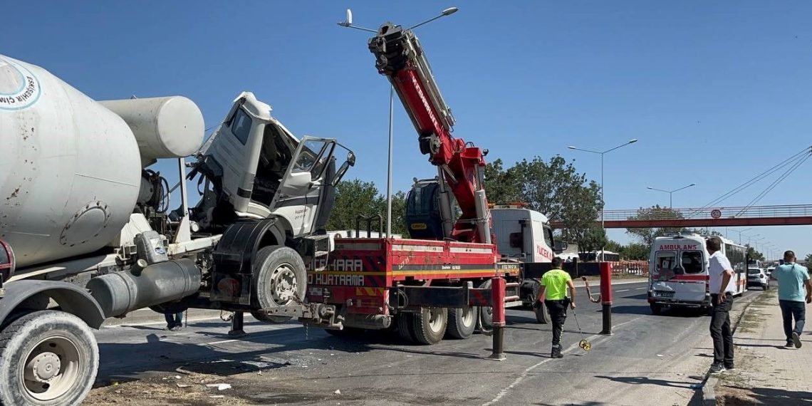 Eskişehir’de zincirleme kaza: 14 yaralı