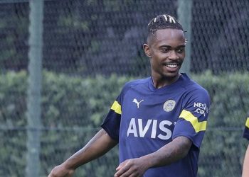 Fenerbahçe’de Lincoln’ün sözleşmesi askıya alınabilir