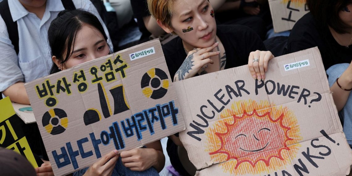 Güney Kore’de Fukuşima’daki radyoaktif suyun tahliye edilmesi planına reaksiyon