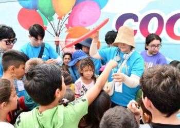 Güney Koreli gönüllüler, tekrar sarsıntı bölgesinde