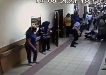 Hastanede güvenlik görevlilerine hücum | 20 kişi, 6 güvenlik görevlisini dövdü