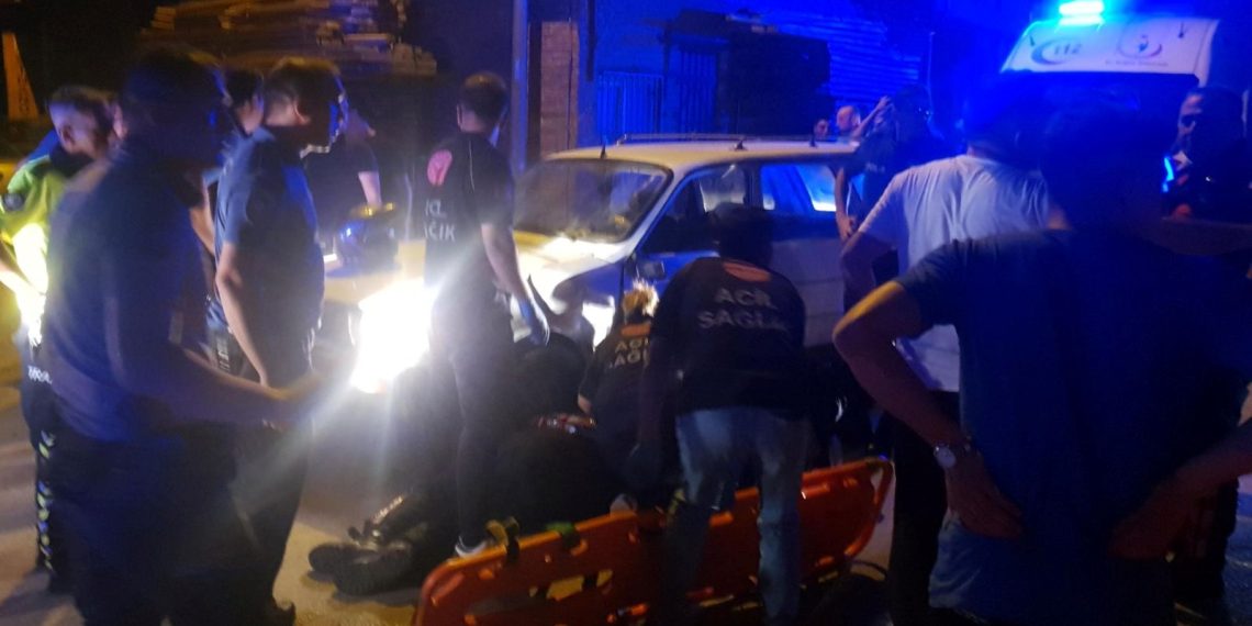 Hengame ihbarına giden motosikletli polis grubu kaza yaptı