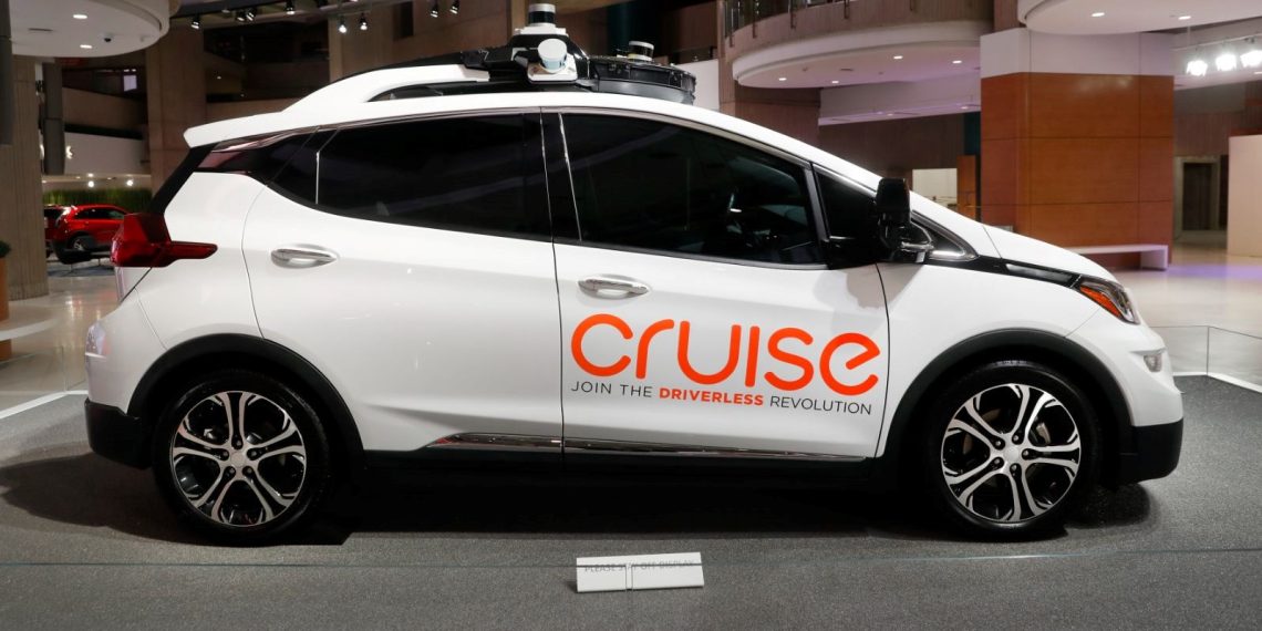 İnternet irtibatı kopan robot taksiler San Francisco’yu birbirine kattı