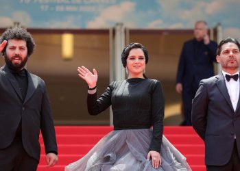 İranlı direktörler “Leyla’nın Kardeşleri” sinemasının direktörü Said Rustayi’ye verilen cezayı kınadı