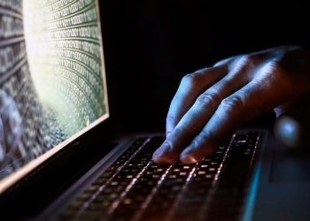 İstanbul’da bilişim kabahatlerinden aranan 24 kişi yakalandı