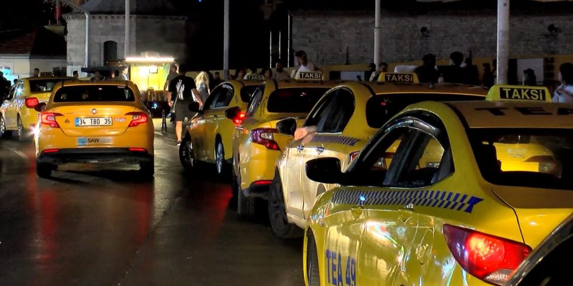 İstanbul’da taksiler yeni fiyat tarifesine geçti