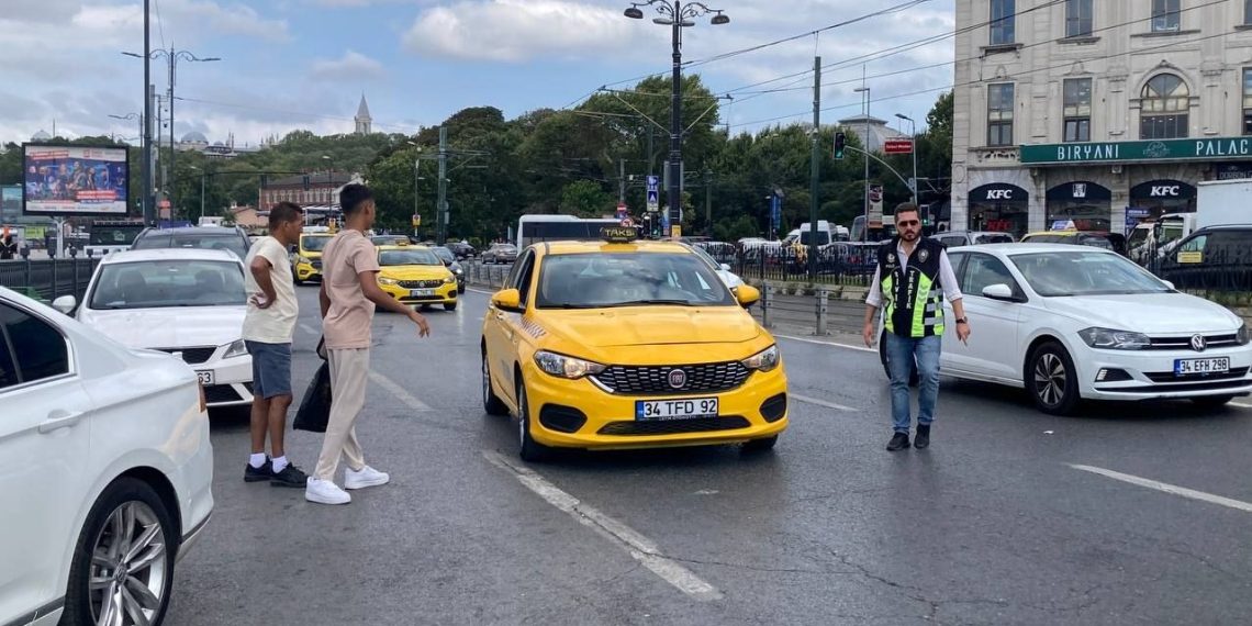 İstanbul’un taksi ve minibüslerine yeni tarife