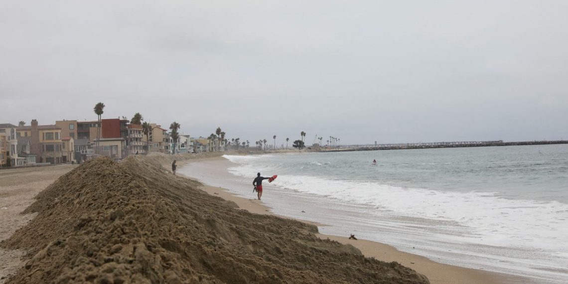 Kaliforniya’da Hilary Kasırgası alarmı: Eyaletin güneyinde OHAL ilan edildi