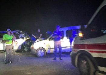 Kazaya karışan Kızılay aracına hafif ticari araç çarptı: 7 yaralı