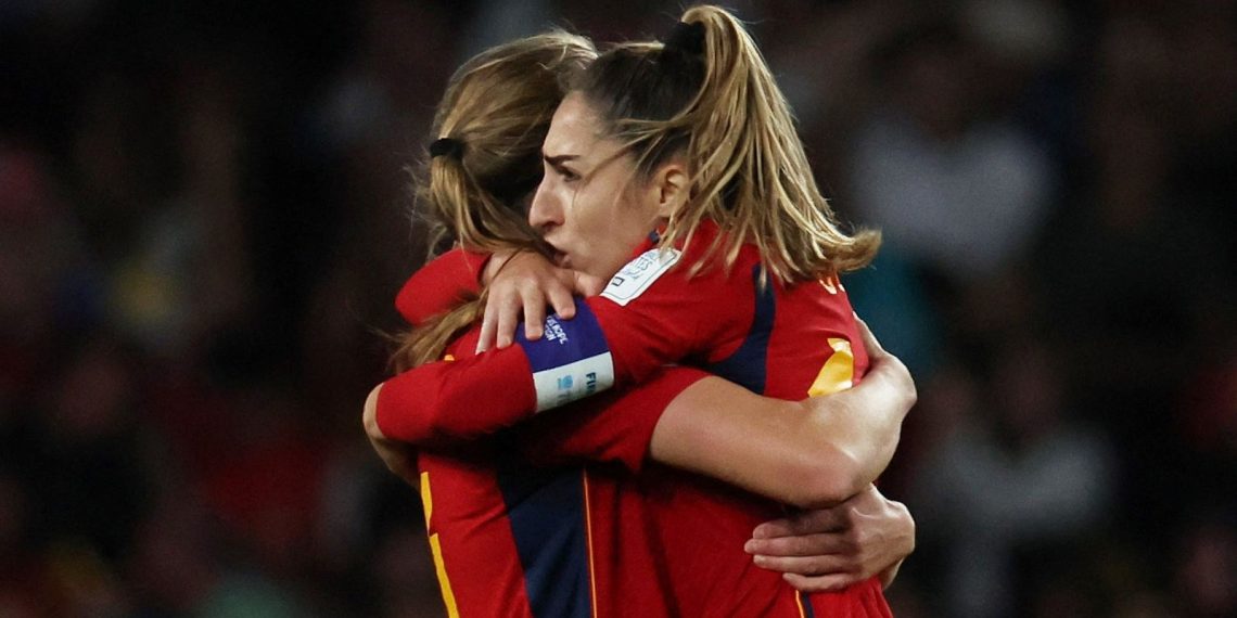 Kupayı İspanya’ya getiren golü atan Carmona, maçın akabinde babasının mevt haberini aldı