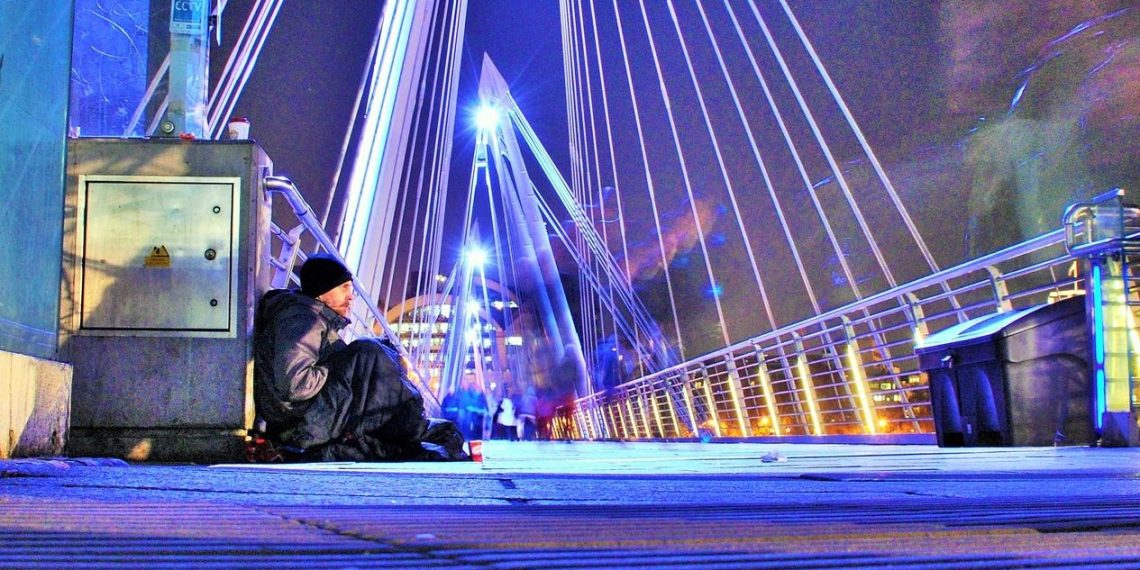 Londra’da sokakta uyuyan evsizlerin sayısı artıyor