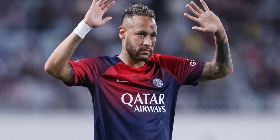 Neymar, Al-Hilal için sıhhat denetimlerinden geçiyor