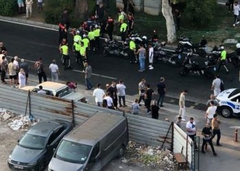 Polise silah çeken gaspçı vurularak yakalandı