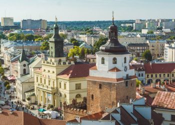 Polonya’nın Lublin kentinde 2. Dünya Savaşı’ndan kalan bomba nedeniyle 14 bin kişi tahliye