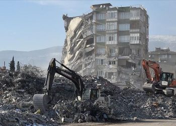 Prof. Dr. Tüysüz’den “Adana” uyarısı: Riskli faylarla çevrili ve yapı stoku yeterli değil