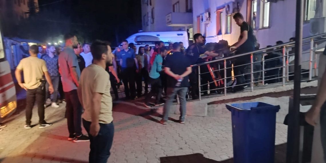 Siirt’te asker ve korucuları taşıyan kamyonet devrildi: 5 yaralı