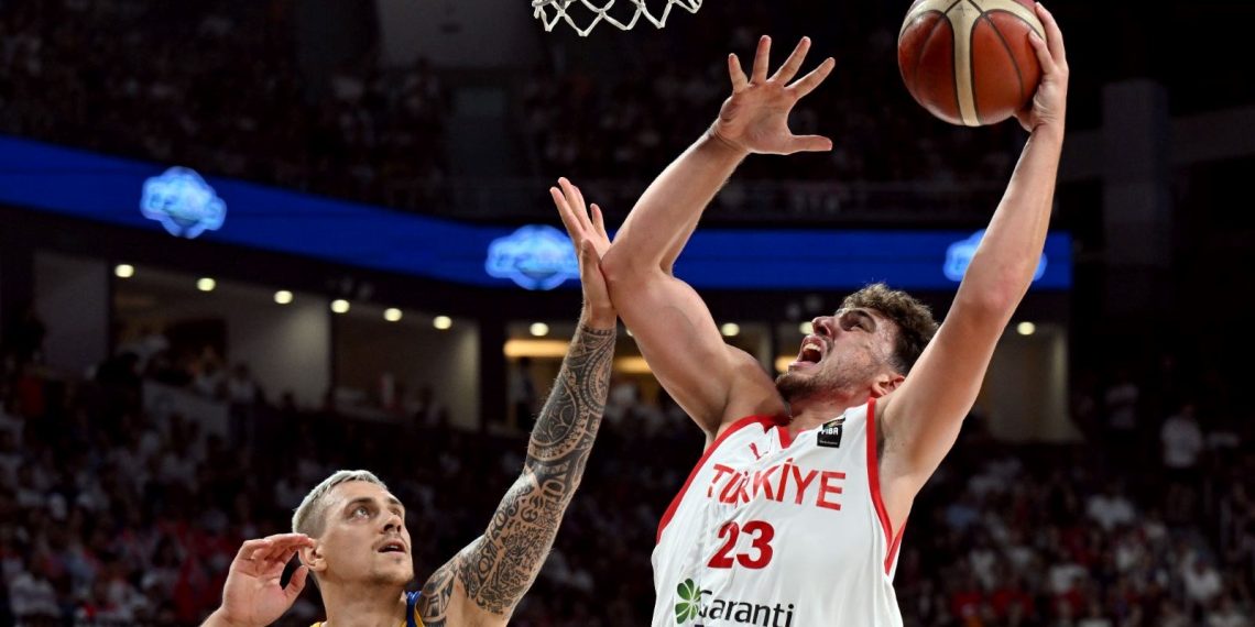 SON DAKİKA: 12 Dev Adam, Olimpiyat ön eleme kümesini önder tamamladı