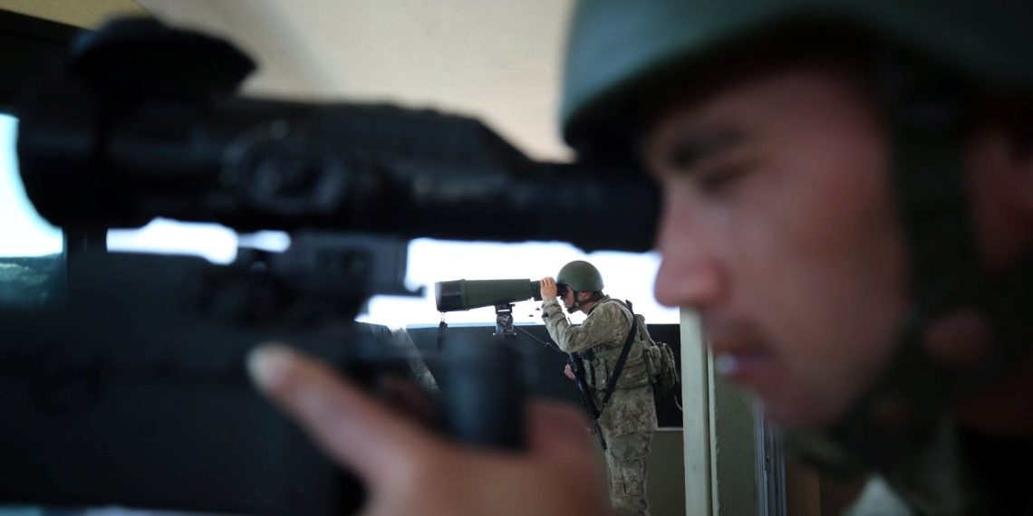 Suriye hududunda 2’si terör örgütü mensubu 5 kişi yakalandı