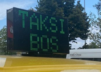 Taksilerde akıllı zirve lambası mecburî lakin geçiş yapan çok az | İBB, taksicileri uyardı