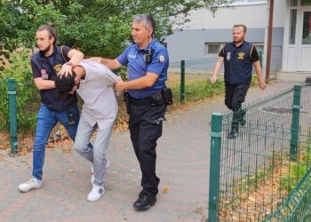 Tartıştığı sevgilisini boğarak öldürdü