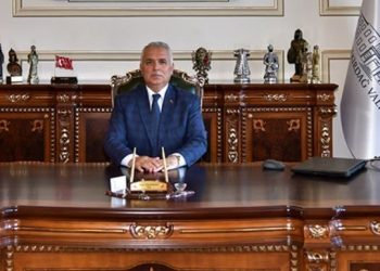 Trabzon’un yeni valisi Aziz Yıldırım kimdir, nereli?