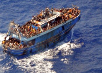 Tunus açıklarında göçmen teknesi faciası: 11 meyyit, 44 kayıp